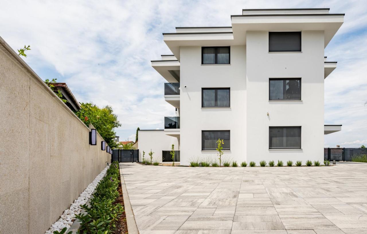 Villa Baden Malinska Exterior foto
